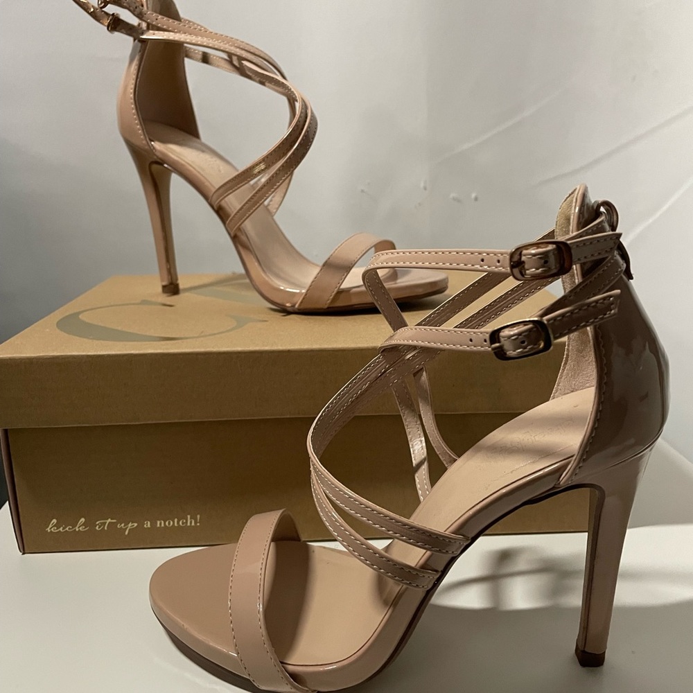 Tan heels
